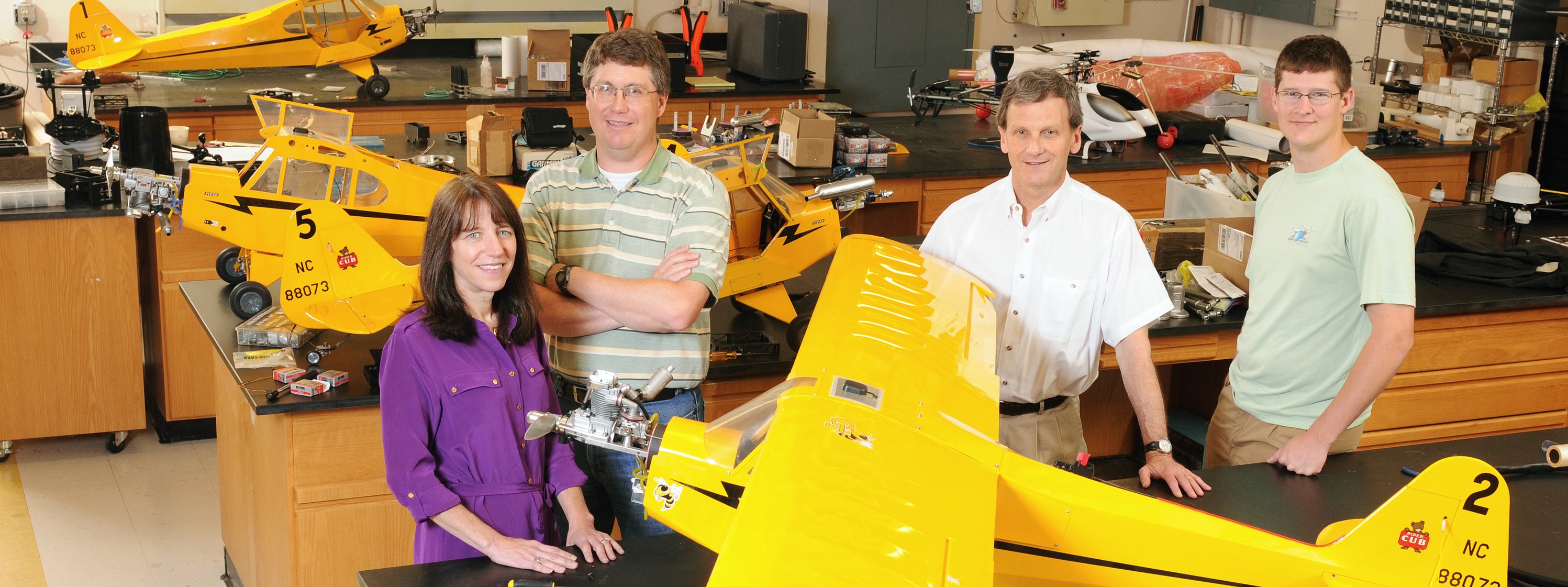 GTRI researchers with aircraft