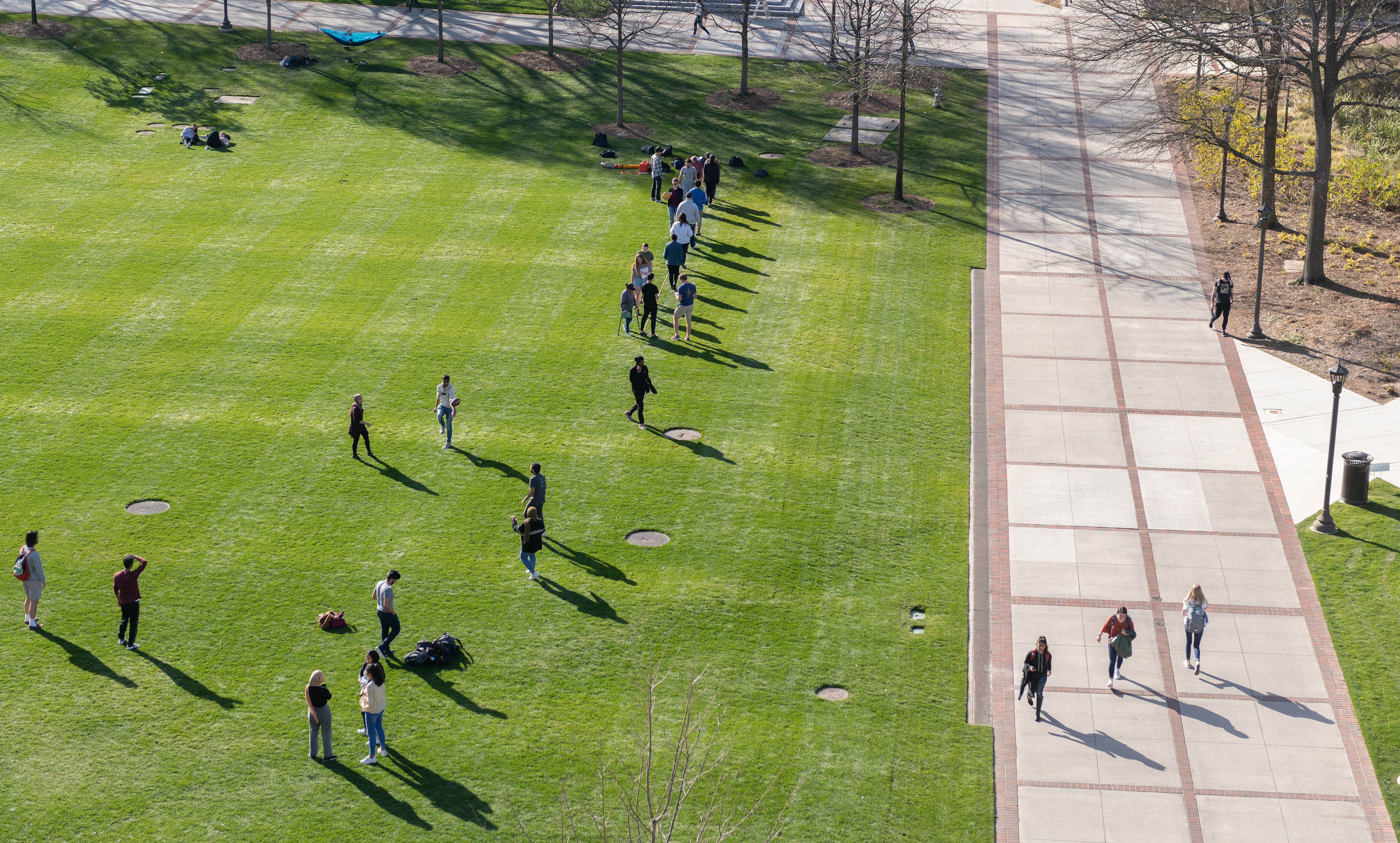 people-mingling-on-Tech-Green